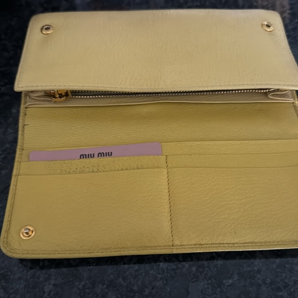 🌺💛 Great Gift‼️ Lovely Miu Miu long leather wallet in the box. 💛💛💛 - Picture 3 of 6